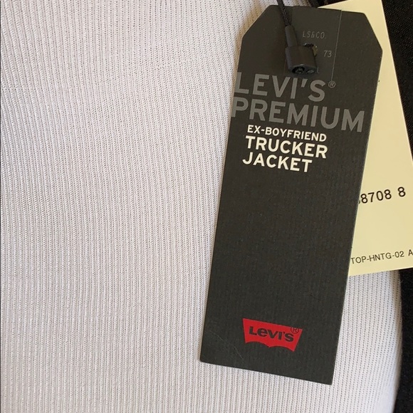 NEW Levi’s studded ex-boyfriend trucker denim jacket - Picture 9 of 12